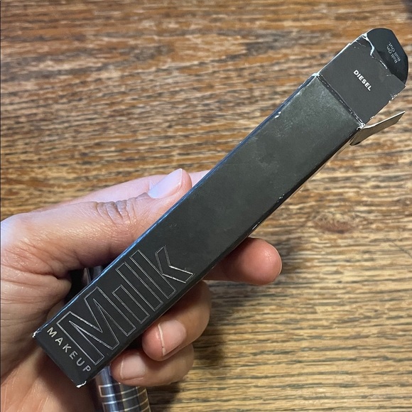 Milk Makeup Kush High Roll Brow Gel in Black - Picture 4 of 6